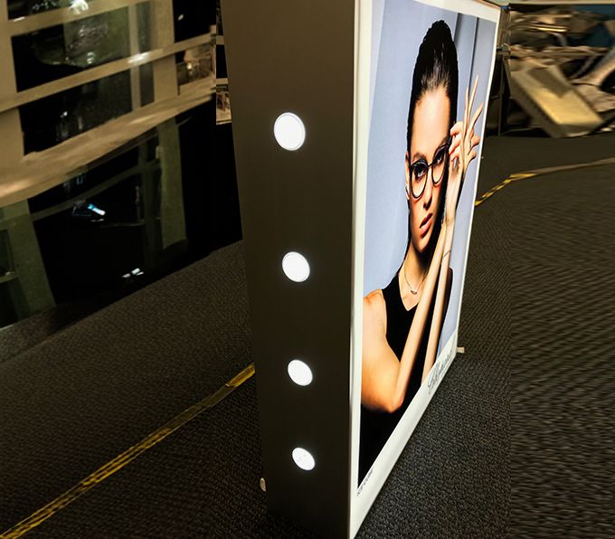 Lightbox with Lenses For Product Lighting Example